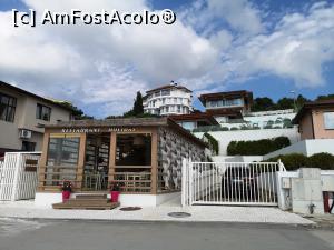 [P27] În prim plan, Restaurant Holiday. În plan îndepărtat, Kabakum Holiday Houses (dreapta) și Villa White Dove (stânga)  » foto by crismis
 - 
<span class="allrVoted glyphicon glyphicon-heart hidden" id="av1137386"></span>
<a class="m-l-10 hidden" id="sv1137386" onclick="voting_Foto_DelVot(,1137386,26041)" role="button">șterge vot <span class="glyphicon glyphicon-remove"></span></a>
<a id="v91137386" class=" c-red"  onclick="voting_Foto_SetVot(1137386)" role="button"><span class="glyphicon glyphicon-heart-empty"></span> <b>LIKE</b> = Votează poza</a> <img class="hidden"  id="f1137386W9" src="/imagini/loader.gif" border="0" /><span class="AjErrMes hidden" id="e1137386ErM"></span>