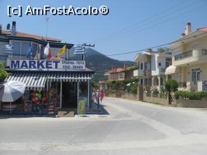 [P20] Nu departe de camping, gasiti si-un mini-market » foto by dorgo
 - 
<span class="allrVoted glyphicon glyphicon-heart hidden" id="av1138896"></span>
<a class="m-l-10 hidden" id="sv1138896" onclick="voting_Foto_DelVot(,1138896,26063)" role="button">șterge vot <span class="glyphicon glyphicon-remove"></span></a>
<a id="v91138896" class=" c-red"  onclick="voting_Foto_SetVot(1138896)" role="button"><span class="glyphicon glyphicon-heart-empty"></span> <b>LIKE</b> = Votează poza</a> <img class="hidden"  id="f1138896W9" src="/imagini/loader.gif" border="0" /><span class="AjErrMes hidden" id="e1138896ErM"></span>