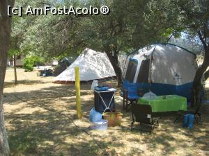 [P09] Asta e locul de campare al unor romani, un cort, o masa, doua scaune, un aragaz portabil si o lada frigorifica.  » foto by dorgo
 - 
<span class="allrVoted glyphicon glyphicon-heart hidden" id="av1138885"></span>
<a class="m-l-10 hidden" id="sv1138885" onclick="voting_Foto_DelVot(,1138885,26063)" role="button">șterge vot <span class="glyphicon glyphicon-remove"></span></a>
<a id="v91138885" class=" c-red"  onclick="voting_Foto_SetVot(1138885)" role="button"><span class="glyphicon glyphicon-heart-empty"></span> <b>LIKE</b> = Votează poza</a> <img class="hidden"  id="f1138885W9" src="/imagini/loader.gif" border="0" /><span class="AjErrMes hidden" id="e1138885ErM"></span>