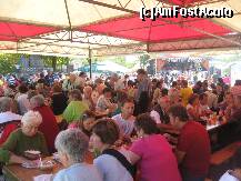 [P10] E multa lume azi la festival! » foto by dorgo
 - 
<span class="allrVoted glyphicon glyphicon-heart hidden" id="av262428"></span>
<a class="m-l-10 hidden" id="sv262428" onclick="voting_Foto_DelVot(,262428,26075)" role="button">șterge vot <span class="glyphicon glyphicon-remove"></span></a>
<a id="v9262428" class=" c-red"  onclick="voting_Foto_SetVot(262428)" role="button"><span class="glyphicon glyphicon-heart-empty"></span> <b>LIKE</b> = Votează poza</a> <img class="hidden"  id="f262428W9" src="/imagini/loader.gif" border="0" /><span class="AjErrMes hidden" id="e262428ErM"></span>