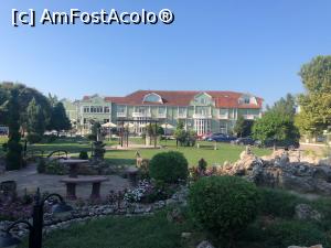 [P01] Așa arată hotelul din drum, ca un palat » foto by Trank
 - 
<span class="allrVoted glyphicon glyphicon-heart hidden" id="av1140631"></span>
<a class="m-l-10 hidden" id="sv1140631" onclick="voting_Foto_DelVot(,1140631,26089)" role="button">șterge vot <span class="glyphicon glyphicon-remove"></span></a>
<a id="v91140631" class=" c-red"  onclick="voting_Foto_SetVot(1140631)" role="button"><span class="glyphicon glyphicon-heart-empty"></span> <b>LIKE</b> = Votează poza</a> <img class="hidden"  id="f1140631W9" src="/imagini/loader.gif" border="0" /><span class="AjErrMes hidden" id="e1140631ErM"></span>