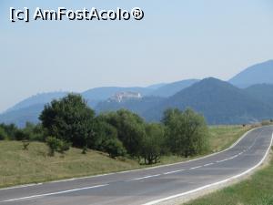 [P03] Spre Cetatea Râșnov.  » foto by tata123 🔱
 - 
<span class="allrVoted glyphicon glyphicon-heart hidden" id="av1141367"></span>
<a class="m-l-10 hidden" id="sv1141367" onclick="voting_Foto_DelVot(,1141367,26091)" role="button">șterge vot <span class="glyphicon glyphicon-remove"></span></a>
<a id="v91141367" class=" c-red"  onclick="voting_Foto_SetVot(1141367)" role="button"><span class="glyphicon glyphicon-heart-empty"></span> <b>LIKE</b> = Votează poza</a> <img class="hidden"  id="f1141367W9" src="/imagini/loader.gif" border="0" /><span class="AjErrMes hidden" id="e1141367ErM"></span>
