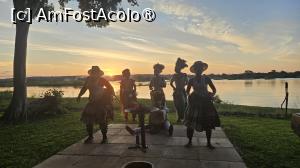 [P26] spectacol tradițional » foto by robert
 - 
<span class="allrVoted glyphicon glyphicon-heart hidden" id="av1513880"></span>
<a class="m-l-10 hidden" id="sv1513880" onclick="voting_Foto_DelVot(,1513880,26101)" role="button">șterge vot <span class="glyphicon glyphicon-remove"></span></a>
<a id="v91513880" class=" c-red"  onclick="voting_Foto_SetVot(1513880)" role="button"><span class="glyphicon glyphicon-heart-empty"></span> <b>LIKE</b> = Votează poza</a> <img class="hidden"  id="f1513880W9" src="/imagini/loader.gif" border="0" /><span class="AjErrMes hidden" id="e1513880ErM"></span>