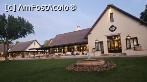 [P34] restaurantul din complex » foto by robert
 - 
<span class="allrVoted glyphicon glyphicon-heart hidden" id="av1513888"></span>
<a class="m-l-10 hidden" id="sv1513888" onclick="voting_Foto_DelVot(,1513888,26101)" role="button">șterge vot <span class="glyphicon glyphicon-remove"></span></a>
<a id="v91513888" class=" c-red"  onclick="voting_Foto_SetVot(1513888)" role="button"><span class="glyphicon glyphicon-heart-empty"></span> <b>LIKE</b> = Votează poza</a> <img class="hidden"  id="f1513888W9" src="/imagini/loader.gif" border="0" /><span class="AjErrMes hidden" id="e1513888ErM"></span>