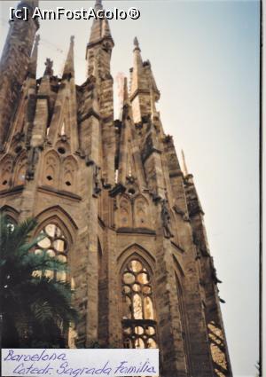 [P01] Sagrada Familia » foto by Michi
 - 
<span class="allrVoted glyphicon glyphicon-heart hidden" id="av1250236"></span>
<a class="m-l-10 hidden" id="sv1250236" onclick="voting_Foto_DelVot(,1250236,26107)" role="button">șterge vot <span class="glyphicon glyphicon-remove"></span></a>
<a id="v91250236" class=" c-red"  onclick="voting_Foto_SetVot(1250236)" role="button"><span class="glyphicon glyphicon-heart-empty"></span> <b>LIKE</b> = Votează poza</a> <img class="hidden"  id="f1250236W9" src="/imagini/loader.gif" border="0" /><span class="AjErrMes hidden" id="e1250236ErM"></span>