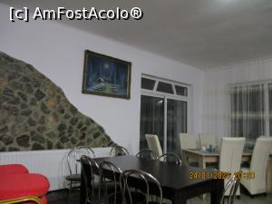 [P15] Vila La Maria - prin restaurant » foto by ANILU
 - 
<span class="allrVoted glyphicon glyphicon-heart hidden" id="av1142341"></span>
<a class="m-l-10 hidden" id="sv1142341" onclick="voting_Foto_DelVot(,1142341,26110)" role="button">șterge vot <span class="glyphicon glyphicon-remove"></span></a>
<a id="v91142341" class=" c-red"  onclick="voting_Foto_SetVot(1142341)" role="button"><span class="glyphicon glyphicon-heart-empty"></span> <b>LIKE</b> = Votează poza</a> <img class="hidden"  id="f1142341W9" src="/imagini/loader.gif" border="0" /><span class="AjErrMes hidden" id="e1142341ErM"></span>