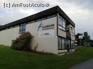 [P01] Alegi cum vrei să se numească unitatea e cazare: Alesund folkehgskole sau Borg Sommerhotell » foto by Marius 72
 - 
<span class="allrVoted glyphicon glyphicon-heart hidden" id="av1144258"></span>
<a class="m-l-10 hidden" id="sv1144258" onclick="voting_Foto_DelVot(,1144258,26136)" role="button">șterge vot <span class="glyphicon glyphicon-remove"></span></a>
<a id="v91144258" class=" c-red"  onclick="voting_Foto_SetVot(1144258)" role="button"><span class="glyphicon glyphicon-heart-empty"></span> <b>LIKE</b> = Votează poza</a> <img class="hidden"  id="f1144258W9" src="/imagini/loader.gif" border="0" /><span class="AjErrMes hidden" id="e1144258ErM"></span>