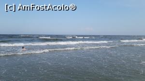 [P18] O baie în mare la început de sezon.  » foto by Floryn81
 - 
<span class="allrVoted glyphicon glyphicon-heart hidden" id="av1146174"></span>
<a class="m-l-10 hidden" id="sv1146174" onclick="voting_Foto_DelVot(,1146174,26153)" role="button">șterge vot <span class="glyphicon glyphicon-remove"></span></a>
<a id="v91146174" class=" c-red"  onclick="voting_Foto_SetVot(1146174)" role="button"><span class="glyphicon glyphicon-heart-empty"></span> <b>LIKE</b> = Votează poza</a> <img class="hidden"  id="f1146174W9" src="/imagini/loader.gif" border="0" /><span class="AjErrMes hidden" id="e1146174ErM"></span>