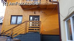 [P01] Peniunea-cea cu lemn si casa unde am fost noi cazati - cea cu galben » foto by raluca1831
 - 
<span class="allrVoted glyphicon glyphicon-heart hidden" id="av1147048"></span>
<a class="m-l-10 hidden" id="sv1147048" onclick="voting_Foto_DelVot(,1147048,26165)" role="button">șterge vot <span class="glyphicon glyphicon-remove"></span></a>
<a id="v91147048" class=" c-red"  onclick="voting_Foto_SetVot(1147048)" role="button"><span class="glyphicon glyphicon-heart-empty"></span> <b>LIKE</b> = Votează poza</a> <img class="hidden"  id="f1147048W9" src="/imagini/loader.gif" border="0" /><span class="AjErrMes hidden" id="e1147048ErM"></span>
