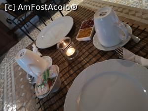 [P36] Cam așa ne aștepta masa la micul dejun » foto by crismis
 - 
<span class="allrVoted glyphicon glyphicon-heart hidden" id="av1147294"></span>
<a class="m-l-10 hidden" id="sv1147294" onclick="voting_Foto_DelVot(,1147294,26169)" role="button">șterge vot <span class="glyphicon glyphicon-remove"></span></a>
<a id="v91147294" class=" c-red"  onclick="voting_Foto_SetVot(1147294)" role="button"><span class="glyphicon glyphicon-heart-empty"></span> <b>LIKE</b> = Votează poza</a> <img class="hidden"  id="f1147294W9" src="/imagini/loader.gif" border="0" /><span class="AjErrMes hidden" id="e1147294ErM"></span>