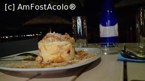 [P02] Ammos Cafe, millefeuille și o sticlă de apă plată (din partea casei)  » foto by Dragoș_MD
 - 
<span class="allrVoted glyphicon glyphicon-heart hidden" id="av1151688"></span>
<a class="m-l-10 hidden" id="sv1151688" onclick="voting_Foto_DelVot(,1151688,26225)" role="button">șterge vot <span class="glyphicon glyphicon-remove"></span></a>
<a id="v91151688" class=" c-red"  onclick="voting_Foto_SetVot(1151688)" role="button"><span class="glyphicon glyphicon-heart-empty"></span> <b>LIKE</b> = Votează poza</a> <img class="hidden"  id="f1151688W9" src="/imagini/loader.gif" border="0" /><span class="AjErrMes hidden" id="e1151688ErM"></span>