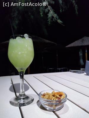 [P03] Ammos Cafe, a doua oară nu mai avu mojito și am primit un alt cocteil plus ronțănele (din partea casei)  » foto by Dragoș_MD
 - 
<span class="allrVoted glyphicon glyphicon-heart hidden" id="av1151689"></span>
<a class="m-l-10 hidden" id="sv1151689" onclick="voting_Foto_DelVot(,1151689,26225)" role="button">șterge vot <span class="glyphicon glyphicon-remove"></span></a>
<a id="v91151689" class=" c-red"  onclick="voting_Foto_SetVot(1151689)" role="button"><span class="glyphicon glyphicon-heart-empty"></span> <b>LIKE</b> = Votează poza</a> <img class="hidden"  id="f1151689W9" src="/imagini/loader.gif" border="0" /><span class="AjErrMes hidden" id="e1151689ErM"></span>