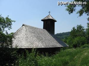 [P05] Biserica de lemn - Muzeul Satului Vâlcean, Bujoreni » foto by tata123 🔱
 - 
<span class="allrVoted glyphicon glyphicon-heart hidden" id="av555742"></span>
<a class="m-l-10 hidden" id="sv555742" onclick="voting_Foto_DelVot(,555742,26230)" role="button">șterge vot <span class="glyphicon glyphicon-remove"></span></a>
<a id="v9555742" class=" c-red"  onclick="voting_Foto_SetVot(555742)" role="button"><span class="glyphicon glyphicon-heart-empty"></span> <b>LIKE</b> = Votează poza</a> <img class="hidden"  id="f555742W9" src="/imagini/loader.gif" border="0" /><span class="AjErrMes hidden" id="e555742ErM"></span>