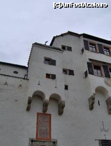[P21] Salzburg - Castelul Hohensalzburg - vedere din curtea interioara » foto by irma_ro*
 - 
<span class="allrVoted glyphicon glyphicon-heart hidden" id="av171120"></span>
<a class="m-l-10 hidden" id="sv171120" onclick="voting_Foto_DelVot(,171120,26232)" role="button">șterge vot <span class="glyphicon glyphicon-remove"></span></a>
<a id="v9171120" class=" c-red"  onclick="voting_Foto_SetVot(171120)" role="button"><span class="glyphicon glyphicon-heart-empty"></span> <b>LIKE</b> = Votează poza</a> <img class="hidden"  id="f171120W9" src="/imagini/loader.gif" border="0" /><span class="AjErrMes hidden" id="e171120ErM"></span>