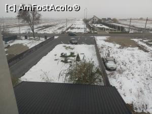 [P18] Grădina şi parcarea văzută din una din camerele pensiunii Pensiunea " Riana" din oraşul Adjud, judeţul Vrancea, Moldova.  » foto by traian.leuca †
 - 
<span class="allrVoted glyphicon glyphicon-heart hidden" id="av1153771"></span>
<a class="m-l-10 hidden" id="sv1153771" onclick="voting_Foto_DelVot(,1153771,26246)" role="button">șterge vot <span class="glyphicon glyphicon-remove"></span></a>
<a id="v91153771" class=" c-red"  onclick="voting_Foto_SetVot(1153771)" role="button"><span class="glyphicon glyphicon-heart-empty"></span> <b>LIKE</b> = Votează poza</a> <img class="hidden"  id="f1153771W9" src="/imagini/loader.gif" border="0" /><span class="AjErrMes hidden" id="e1153771ErM"></span>