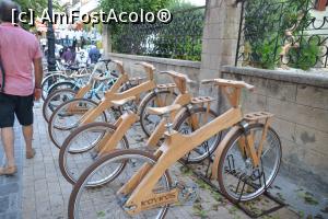 [P17] Biciclete de inchiriat. Primele sunt de lemn » foto by Dorina9
 - 
<span class="allrVoted glyphicon glyphicon-heart hidden" id="av1154808"></span>
<a class="m-l-10 hidden" id="sv1154808" onclick="voting_Foto_DelVot(,1154808,26254)" role="button">șterge vot <span class="glyphicon glyphicon-remove"></span></a>
<a id="v91154808" class=" c-red"  onclick="voting_Foto_SetVot(1154808)" role="button"><span class="glyphicon glyphicon-heart-empty"></span> <b>LIKE</b> = Votează poza</a> <img class="hidden"  id="f1154808W9" src="/imagini/loader.gif" border="0" /><span class="AjErrMes hidden" id="e1154808ErM"></span>