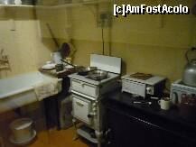 [P69] Cabinet War Rooms - bucătăria. Toate utilajele erau electrice. » foto by Dragoș_MD
 - 
<span class="allrVoted glyphicon glyphicon-heart hidden" id="av205658"></span>
<a class="m-l-10 hidden" id="sv205658" onclick="voting_Foto_DelVot(,205658,26263)" role="button">șterge vot <span class="glyphicon glyphicon-remove"></span></a>
<a id="v9205658" class=" c-red"  onclick="voting_Foto_SetVot(205658)" role="button"><span class="glyphicon glyphicon-heart-empty"></span> <b>LIKE</b> = Votează poza</a> <img class="hidden"  id="f205658W9" src="/imagini/loader.gif" border="0" /><span class="AjErrMes hidden" id="e205658ErM"></span>