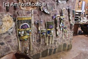 [P48] Puerto Iguazu, Complex Turistic Aripuca, Galeria El Tacurú, măști, topoare din pietre semiprețioase cu influențe Guarani » foto by mprofeanu
 - 
<span class="allrVoted glyphicon glyphicon-heart hidden" id="av1156835"></span>
<a class="m-l-10 hidden" id="sv1156835" onclick="voting_Foto_DelVot(,1156835,26268)" role="button">șterge vot <span class="glyphicon glyphicon-remove"></span></a>
<a id="v91156835" class=" c-red"  onclick="voting_Foto_SetVot(1156835)" role="button"><span class="glyphicon glyphicon-heart-empty"></span> <b>LIKE</b> = Votează poza</a> <img class="hidden"  id="f1156835W9" src="/imagini/loader.gif" border="0" /><span class="AjErrMes hidden" id="e1156835ErM"></span>