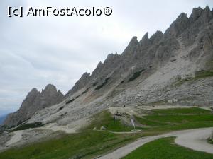 [P36] Val Gardena - Dantercepies, cu crestele zimțate.  » foto by doina_c24
 - 
<span class="allrVoted glyphicon glyphicon-heart hidden" id="av1158605"></span>
<a class="m-l-10 hidden" id="sv1158605" onclick="voting_Foto_DelVot(,1158605,26281)" role="button">șterge vot <span class="glyphicon glyphicon-remove"></span></a>
<a id="v91158605" class=" c-red"  onclick="voting_Foto_SetVot(1158605)" role="button"><span class="glyphicon glyphicon-heart-empty"></span> <b>LIKE</b> = Votează poza</a> <img class="hidden"  id="f1158605W9" src="/imagini/loader.gif" border="0" /><span class="AjErrMes hidden" id="e1158605ErM"></span>