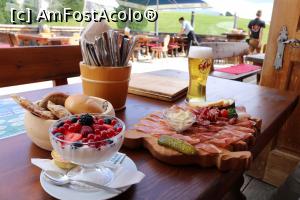 [P56] Val Gardena - Col Reiser, terasa Odles, <i>ceva bun</i> » foto by doina_c24
 - 
<span class="allrVoted glyphicon glyphicon-heart hidden" id="av1158644"></span>
<a class="m-l-10 hidden" id="sv1158644" onclick="voting_Foto_DelVot(,1158644,26281)" role="button">șterge vot <span class="glyphicon glyphicon-remove"></span></a>
<a id="v91158644" class=" c-red"  onclick="voting_Foto_SetVot(1158644)" role="button"><span class="glyphicon glyphicon-heart-empty"></span> <b>LIKE</b> = Votează poza</a> <img class="hidden"  id="f1158644W9" src="/imagini/loader.gif" border="0" /><span class="AjErrMes hidden" id="e1158644ErM"></span>