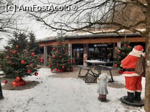 [P29] Das Zoo Restaurant » foto by adso
 - 
<span class="allrVoted glyphicon glyphicon-heart hidden" id="av1518930"></span>
<a class="m-l-10 hidden" id="sv1518930" onclick="voting_Foto_DelVot(,1518930,26283)" role="button">șterge vot <span class="glyphicon glyphicon-remove"></span></a>
<a id="v91518930" class=" c-red"  onclick="voting_Foto_SetVot(1518930)" role="button"><span class="glyphicon glyphicon-heart-empty"></span> <b>LIKE</b> = Votează poza</a> <img class="hidden"  id="f1518930W9" src="/imagini/loader.gif" border="0" /><span class="AjErrMes hidden" id="e1518930ErM"></span>