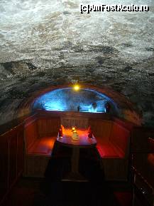 [P29] Dresda, restaurantul 'Sophienkeller', una din incaperi » foto by magdalena
 - 
<span class="allrVoted glyphicon glyphicon-heart hidden" id="av148372"></span>
<a class="m-l-10 hidden" id="sv148372" onclick="voting_Foto_DelVot(,148372,26286)" role="button">șterge vot <span class="glyphicon glyphicon-remove"></span></a>
<a id="v9148372" class=" c-red"  onclick="voting_Foto_SetVot(148372)" role="button"><span class="glyphicon glyphicon-heart-empty"></span> <b>LIKE</b> = Votează poza</a> <img class="hidden"  id="f148372W9" src="/imagini/loader.gif" border="0" /><span class="AjErrMes hidden" id="e148372ErM"></span>