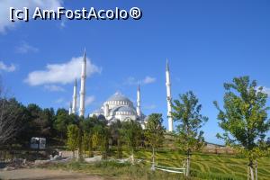[P23] Camlica Camii vazuta din parc » foto by Dorina9
 - 
<span class="allrVoted glyphicon glyphicon-heart hidden" id="av1158696"></span>
<a class="m-l-10 hidden" id="sv1158696" onclick="voting_Foto_DelVot(,1158696,26288)" role="button">șterge vot <span class="glyphicon glyphicon-remove"></span></a>
<a id="v91158696" class=" c-red"  onclick="voting_Foto_SetVot(1158696)" role="button"><span class="glyphicon glyphicon-heart-empty"></span> <b>LIKE</b> = Votează poza</a> <img class="hidden"  id="f1158696W9" src="/imagini/loader.gif" border="0" /><span class="AjErrMes hidden" id="e1158696ErM"></span>