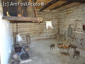 [P11] În bucătărie - vatra și masa rotundă cu scăunele.  » foto by tata123 🔱
 - 
<span class="allrVoted glyphicon glyphicon-heart hidden" id="av1159022"></span>
<a class="m-l-10 hidden" id="sv1159022" onclick="voting_Foto_DelVot(,1159022,26290)" role="button">șterge vot <span class="glyphicon glyphicon-remove"></span></a>
<a id="v91159022" class=" c-red"  onclick="voting_Foto_SetVot(1159022)" role="button"><span class="glyphicon glyphicon-heart-empty"></span> <b>LIKE</b> = Votează poza</a> <img class="hidden"  id="f1159022W9" src="/imagini/loader.gif" border="0" /><span class="AjErrMes hidden" id="e1159022ErM"></span>