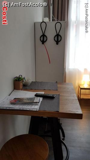 [P03] Prima imagine la intrarea în camera de la Apartment City Lenaustrasse » foto by Costi
 - 
<span class="allrVoted glyphicon glyphicon-heart hidden" id="av1159277"></span>
<a class="m-l-10 hidden" id="sv1159277" onclick="voting_Foto_DelVot(,1159277,26293)" role="button">șterge vot <span class="glyphicon glyphicon-remove"></span></a>
<a id="v91159277" class=" c-red"  onclick="voting_Foto_SetVot(1159277)" role="button"><span class="glyphicon glyphicon-heart-empty"></span> <b>LIKE</b> = Votează poza</a> <img class="hidden"  id="f1159277W9" src="/imagini/loader.gif" border="0" /><span class="AjErrMes hidden" id="e1159277ErM"></span>
