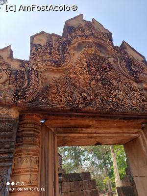 [P10] Banteay Srei - Templul Roz » foto by Pușcașu Marin
 - 
<span class="allrVoted glyphicon glyphicon-heart hidden" id="av1389985"></span>
<a class="m-l-10 hidden" id="sv1389985" onclick="voting_Foto_DelVot(,1389985,26302)" role="button">șterge vot <span class="glyphicon glyphicon-remove"></span></a>
<a id="v91389985" class=" c-red"  onclick="voting_Foto_SetVot(1389985)" role="button"><span class="glyphicon glyphicon-heart-empty"></span> <b>LIKE</b> = Votează poza</a> <img class="hidden"  id="f1389985W9" src="/imagini/loader.gif" border="0" /><span class="AjErrMes hidden" id="e1389985ErM"></span>