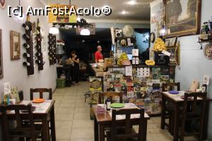 [P28] Buenos Aires, Restaurantul La Aguada, Sala văzută de la intrare » foto by mprofeanu
 - 
<span class="allrVoted glyphicon glyphicon-heart hidden" id="av1161498"></span>
<a class="m-l-10 hidden" id="sv1161498" onclick="voting_Foto_DelVot(,1161498,26304)" role="button">șterge vot <span class="glyphicon glyphicon-remove"></span></a>
<a id="v91161498" class=" c-red"  onclick="voting_Foto_SetVot(1161498)" role="button"><span class="glyphicon glyphicon-heart-empty"></span> <b>LIKE</b> = Votează poza</a> <img class="hidden"  id="f1161498W9" src="/imagini/loader.gif" border="0" /><span class="AjErrMes hidden" id="e1161498ErM"></span>