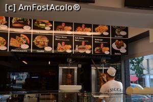 [P23] Fast-food.Pe tricou scrie numele fast-food-ului » foto by Dorina9
 - 
<span class="allrVoted glyphicon glyphicon-heart hidden" id="av1161819"></span>
<a class="m-l-10 hidden" id="sv1161819" onclick="voting_Foto_DelVot(,1161819,26307)" role="button">șterge vot <span class="glyphicon glyphicon-remove"></span></a>
<a id="v91161819" class=" c-red"  onclick="voting_Foto_SetVot(1161819)" role="button"><span class="glyphicon glyphicon-heart-empty"></span> <b>LIKE</b> = Votează poza</a> <img class="hidden"  id="f1161819W9" src="/imagini/loader.gif" border="0" /><span class="AjErrMes hidden" id="e1161819ErM"></span>