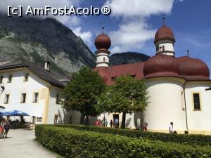 [P22] Konigsee - Biserica in dreapta si un han-restaurant in stanga » foto by mishu
 - 
<span class="allrVoted glyphicon glyphicon-heart hidden" id="av1163093"></span>
<a class="m-l-10 hidden" id="sv1163093" onclick="voting_Foto_DelVot(,1163093,26314)" role="button">șterge vot <span class="glyphicon glyphicon-remove"></span></a>
<a id="v91163093" class=" c-red"  onclick="voting_Foto_SetVot(1163093)" role="button"><span class="glyphicon glyphicon-heart-empty"></span> <b>LIKE</b> = Votează poza</a> <img class="hidden"  id="f1163093W9" src="/imagini/loader.gif" border="0" /><span class="AjErrMes hidden" id="e1163093ErM"></span>