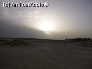 [P18] Zaafrane – la plimbare cu cămilele prin deşert - apus de soare în Sahara » foto by nicole33
 - 
<span class="allrVoted glyphicon glyphicon-heart hidden" id="av1164292"></span>
<a class="m-l-10 hidden" id="sv1164292" onclick="voting_Foto_DelVot(,1164292,26322)" role="button">șterge vot <span class="glyphicon glyphicon-remove"></span></a>
<a id="v91164292" class=" c-red"  onclick="voting_Foto_SetVot(1164292)" role="button"><span class="glyphicon glyphicon-heart-empty"></span> <b>LIKE</b> = Votează poza</a> <img class="hidden"  id="f1164292W9" src="/imagini/loader.gif" border="0" /><span class="AjErrMes hidden" id="e1164292ErM"></span>
