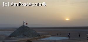 [P30] Chott el Jerid - răsărit de soare peste lacul aproape secat » foto by nicole33
 - 
<span class="allrVoted glyphicon glyphicon-heart hidden" id="av1165468"></span>
<a class="m-l-10 hidden" id="sv1165468" onclick="voting_Foto_DelVot(,1165468,26322)" role="button">șterge vot <span class="glyphicon glyphicon-remove"></span></a>
<a id="v91165468" class=" c-red"  onclick="voting_Foto_SetVot(1165468)" role="button"><span class="glyphicon glyphicon-heart-empty"></span> <b>LIKE</b> = Votează poza</a> <img class="hidden"  id="f1165468W9" src="/imagini/loader.gif" border="0" /><span class="AjErrMes hidden" id="e1165468ErM"></span>