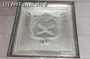 [P20] Piatră de mormânt, perioada venețiană » foto by Carmen Ion
 - 
<span class="allrVoted glyphicon glyphicon-heart hidden" id="av1352586"></span>
<a class="m-l-10 hidden" id="sv1352586" onclick="voting_Foto_DelVot(,1352586,26337)" role="button">șterge vot <span class="glyphicon glyphicon-remove"></span></a>
<a id="v91352586" class=" c-red"  onclick="voting_Foto_SetVot(1352586)" role="button"><span class="glyphicon glyphicon-heart-empty"></span> <b>LIKE</b> = Votează poza</a> <img class="hidden"  id="f1352586W9" src="/imagini/loader.gif" border="0" /><span class="AjErrMes hidden" id="e1352586ErM"></span>