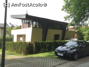 [P40] Biserica Mariahilf - o casa din zona, aici sunt numai case superbe » foto by mishu
 - 
<span class="allrVoted glyphicon glyphicon-heart hidden" id="av1168860"></span>
<a class="m-l-10 hidden" id="sv1168860" onclick="voting_Foto_DelVot(,1168860,26364)" role="button">șterge vot <span class="glyphicon glyphicon-remove"></span></a>
<a id="v91168860" class=" c-red"  onclick="voting_Foto_SetVot(1168860)" role="button"><span class="glyphicon glyphicon-heart-empty"></span> <b>LIKE</b> = Votează poza</a> <img class="hidden"  id="f1168860W9" src="/imagini/loader.gif" border="0" /><span class="AjErrMes hidden" id="e1168860ErM"></span>