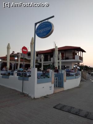 [P09] Pefkohori - Taverna Liogerma seamană cu o curte interioară » foto by Daisy Petal
 - 
<span class="allrVoted glyphicon glyphicon-heart hidden" id="av1173686"></span>
<a class="m-l-10 hidden" id="sv1173686" onclick="voting_Foto_DelVot(,1173686,26412)" role="button">șterge vot <span class="glyphicon glyphicon-remove"></span></a>
<a id="v91173686" class=" c-red"  onclick="voting_Foto_SetVot(1173686)" role="button"><span class="glyphicon glyphicon-heart-empty"></span> <b>LIKE</b> = Votează poza</a> <img class="hidden"  id="f1173686W9" src="/imagini/loader.gif" border="0" /><span class="AjErrMes hidden" id="e1173686ErM"></span>