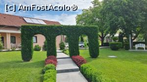 [P26] I Giardini di Zoe » foto by robert
 - 
<span class="allrVoted glyphicon glyphicon-heart hidden" id="av1239790"></span>
<a class="m-l-10 hidden" id="sv1239790" onclick="voting_Foto_DelVot(,1239790,26461)" role="button">șterge vot <span class="glyphicon glyphicon-remove"></span></a>
<a id="v91239790" class=" c-red"  onclick="voting_Foto_SetVot(1239790)" role="button"><span class="glyphicon glyphicon-heart-empty"></span> <b>LIKE</b> = Votează poza</a> <img class="hidden"  id="f1239790W9" src="/imagini/loader.gif" border="0" /><span class="AjErrMes hidden" id="e1239790ErM"></span>