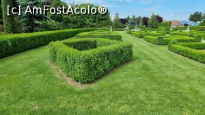 [P33] I Giardini di Zoe » foto by robert
 - 
<span class="allrVoted glyphicon glyphicon-heart hidden" id="av1239797"></span>
<a class="m-l-10 hidden" id="sv1239797" onclick="voting_Foto_DelVot(,1239797,26461)" role="button">șterge vot <span class="glyphicon glyphicon-remove"></span></a>
<a id="v91239797" class=" c-red"  onclick="voting_Foto_SetVot(1239797)" role="button"><span class="glyphicon glyphicon-heart-empty"></span> <b>LIKE</b> = Votează poza</a> <img class="hidden"  id="f1239797W9" src="/imagini/loader.gif" border="0" /><span class="AjErrMes hidden" id="e1239797ErM"></span>