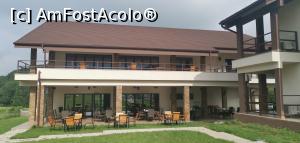 [P06] Corpul cu restaurantul și terasele. » foto by Aurici
 - 
<span class="allrVoted glyphicon glyphicon-heart hidden" id="av1178588"></span>
<a class="m-l-10 hidden" id="sv1178588" onclick="voting_Foto_DelVot(,1178588,26466)" role="button">șterge vot <span class="glyphicon glyphicon-remove"></span></a>
<a id="v91178588" class=" c-red"  onclick="voting_Foto_SetVot(1178588)" role="button"><span class="glyphicon glyphicon-heart-empty"></span> <b>LIKE</b> = Votează poza</a> <img class="hidden"  id="f1178588W9" src="/imagini/loader.gif" border="0" /><span class="AjErrMes hidden" id="e1178588ErM"></span>