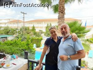 [P30] Familia care ne-a primit cu bratele deschise » foto by mijey
 - 
<span class="allrVoted glyphicon glyphicon-heart hidden" id="av1178791"></span>
<a class="m-l-10 hidden" id="sv1178791" onclick="voting_Foto_DelVot(,1178791,26467)" role="button">șterge vot <span class="glyphicon glyphicon-remove"></span></a>
<a id="v91178791" class=" c-red"  onclick="voting_Foto_SetVot(1178791)" role="button"><span class="glyphicon glyphicon-heart-empty"></span> <b>LIKE</b> = Votează poza</a> <img class="hidden"  id="f1178791W9" src="/imagini/loader.gif" border="0" /><span class="AjErrMes hidden" id="e1178791ErM"></span>