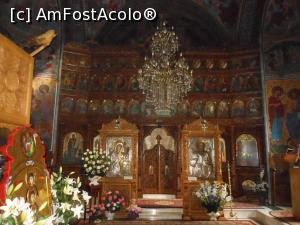 [P18] Mănăstirea Nechit - Biserica mare, interior. » foto by iulianic
 - 
<span class="allrVoted glyphicon glyphicon-heart hidden" id="av1179115"></span>
<a class="m-l-10 hidden" id="sv1179115" onclick="voting_Foto_DelVot(,1179115,26471)" role="button">șterge vot <span class="glyphicon glyphicon-remove"></span></a>
<a id="v91179115" class=" c-red"  onclick="voting_Foto_SetVot(1179115)" role="button"><span class="glyphicon glyphicon-heart-empty"></span> <b>LIKE</b> = Votează poza</a> <img class="hidden"  id="f1179115W9" src="/imagini/loader.gif" border="0" /><span class="AjErrMes hidden" id="e1179115ErM"></span>