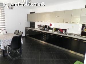 [P13] Bucătăria pensiunii. » foto by Safta Radu
 - 
<span class="allrVoted glyphicon glyphicon-heart hidden" id="av1179246"></span>
<a class="m-l-10 hidden" id="sv1179246" onclick="voting_Foto_DelVot(,1179246,26473)" role="button">șterge vot <span class="glyphicon glyphicon-remove"></span></a>
<a id="v91179246" class=" c-red"  onclick="voting_Foto_SetVot(1179246)" role="button"><span class="glyphicon glyphicon-heart-empty"></span> <b>LIKE</b> = Votează poza</a> <img class="hidden"  id="f1179246W9" src="/imagini/loader.gif" border="0" /><span class="AjErrMes hidden" id="e1179246ErM"></span>