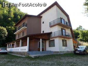 [P02] Popasul de sub Munte. » foto by Safta Radu
 - 
<span class="allrVoted glyphicon glyphicon-heart hidden" id="av1179228"></span>
<a class="m-l-10 hidden" id="sv1179228" onclick="voting_Foto_DelVot(,1179228,26473)" role="button">șterge vot <span class="glyphicon glyphicon-remove"></span></a>
<a id="v91179228" class=" c-red"  onclick="voting_Foto_SetVot(1179228)" role="button"><span class="glyphicon glyphicon-heart-empty"></span> <b>LIKE</b> = Votează poza</a> <img class="hidden"  id="f1179228W9" src="/imagini/loader.gif" border="0" /><span class="AjErrMes hidden" id="e1179228ErM"></span>