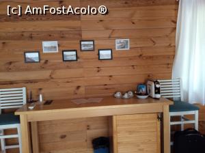 [P03] Minibarul cu aparatul de cafea » foto by mariana07
 - 
<span class="allrVoted glyphicon glyphicon-heart hidden" id="av1184416"></span>
<a class="m-l-10 hidden" id="sv1184416" onclick="voting_Foto_DelVot(,1184416,26474)" role="button">șterge vot <span class="glyphicon glyphicon-remove"></span></a>
<a id="v91184416" class=" c-red"  onclick="voting_Foto_SetVot(1184416)" role="button"><span class="glyphicon glyphicon-heart-empty"></span> <b>LIKE</b> = Votează poza</a> <img class="hidden"  id="f1184416W9" src="/imagini/loader.gif" border="0" /><span class="AjErrMes hidden" id="e1184416ErM"></span>