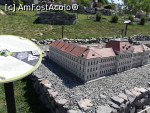 [P25] <strong>Mini Transilvania Park</strong> » foto by ⭐ValentinB_88⭐
 - 
<span class="allrVoted glyphicon glyphicon-heart hidden" id="av1319049"></span>
<a class="m-l-10 hidden" id="sv1319049" onclick="voting_Foto_DelVot(,1319049,26478)" role="button">șterge vot <span class="glyphicon glyphicon-remove"></span></a>
<a id="v91319049" class=" c-red"  onclick="voting_Foto_SetVot(1319049)" role="button"><span class="glyphicon glyphicon-heart-empty"></span> <b>LIKE</b> = Votează poza</a> <img class="hidden"  id="f1319049W9" src="/imagini/loader.gif" border="0" /><span class="AjErrMes hidden" id="e1319049ErM"></span>