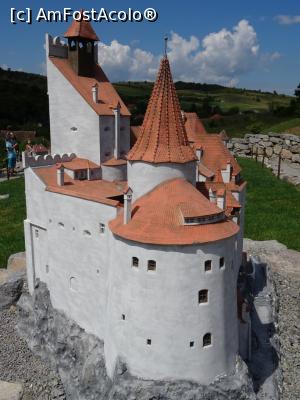 [P04] Castelul Bran. » foto by tata123 🔱
 - 
<span class="allrVoted glyphicon glyphicon-heart hidden" id="av1179688"></span>
<a class="m-l-10 hidden" id="sv1179688" onclick="voting_Foto_DelVot(,1179688,26478)" role="button">șterge vot <span class="glyphicon glyphicon-remove"></span></a>
<a id="v91179688" class=" c-red"  onclick="voting_Foto_SetVot(1179688)" role="button"><span class="glyphicon glyphicon-heart-empty"></span> <b>LIKE</b> = Votează poza</a> <img class="hidden"  id="f1179688W9" src="/imagini/loader.gif" border="0" /><span class="AjErrMes hidden" id="e1179688ErM"></span>