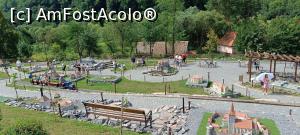 [P06] O parte din parcul tematic. » foto by tata123 🔱
 - 
<span class="allrVoted glyphicon glyphicon-heart hidden" id="av1385659"></span>
<a class="m-l-10 hidden" id="sv1385659" onclick="voting_Foto_DelVot(,1385659,26478)" role="button">șterge vot <span class="glyphicon glyphicon-remove"></span></a>
<a id="v91385659" class=" c-red"  onclick="voting_Foto_SetVot(1385659)" role="button"><span class="glyphicon glyphicon-heart-empty"></span> <b>LIKE</b> = Votează poza</a> <img class="hidden"  id="f1385659W9" src="/imagini/loader.gif" border="0" /><span class="AjErrMes hidden" id="e1385659ErM"></span>