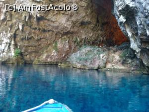 [P28] lacul Melissani » foto by ilee
 - 
<span class="allrVoted glyphicon glyphicon-heart hidden" id="av1179927"></span>
<a class="m-l-10 hidden" id="sv1179927" onclick="voting_Foto_DelVot(,1179927,26479)" role="button">șterge vot <span class="glyphicon glyphicon-remove"></span></a>
<a id="v91179927" class=" c-red"  onclick="voting_Foto_SetVot(1179927)" role="button"><span class="glyphicon glyphicon-heart-empty"></span> <b>LIKE</b> = Votează poza</a> <img class="hidden"  id="f1179927W9" src="/imagini/loader.gif" border="0" /><span class="AjErrMes hidden" id="e1179927ErM"></span>